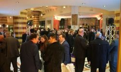 ترحيب وانتقادات وسخرية... كيف تفاعل سوريون مع انعقاد مؤتمر الحوار الوطني؟